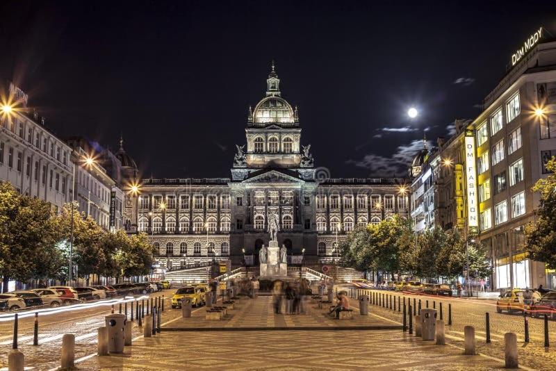 Apartment Moon Praha Bagian luar foto