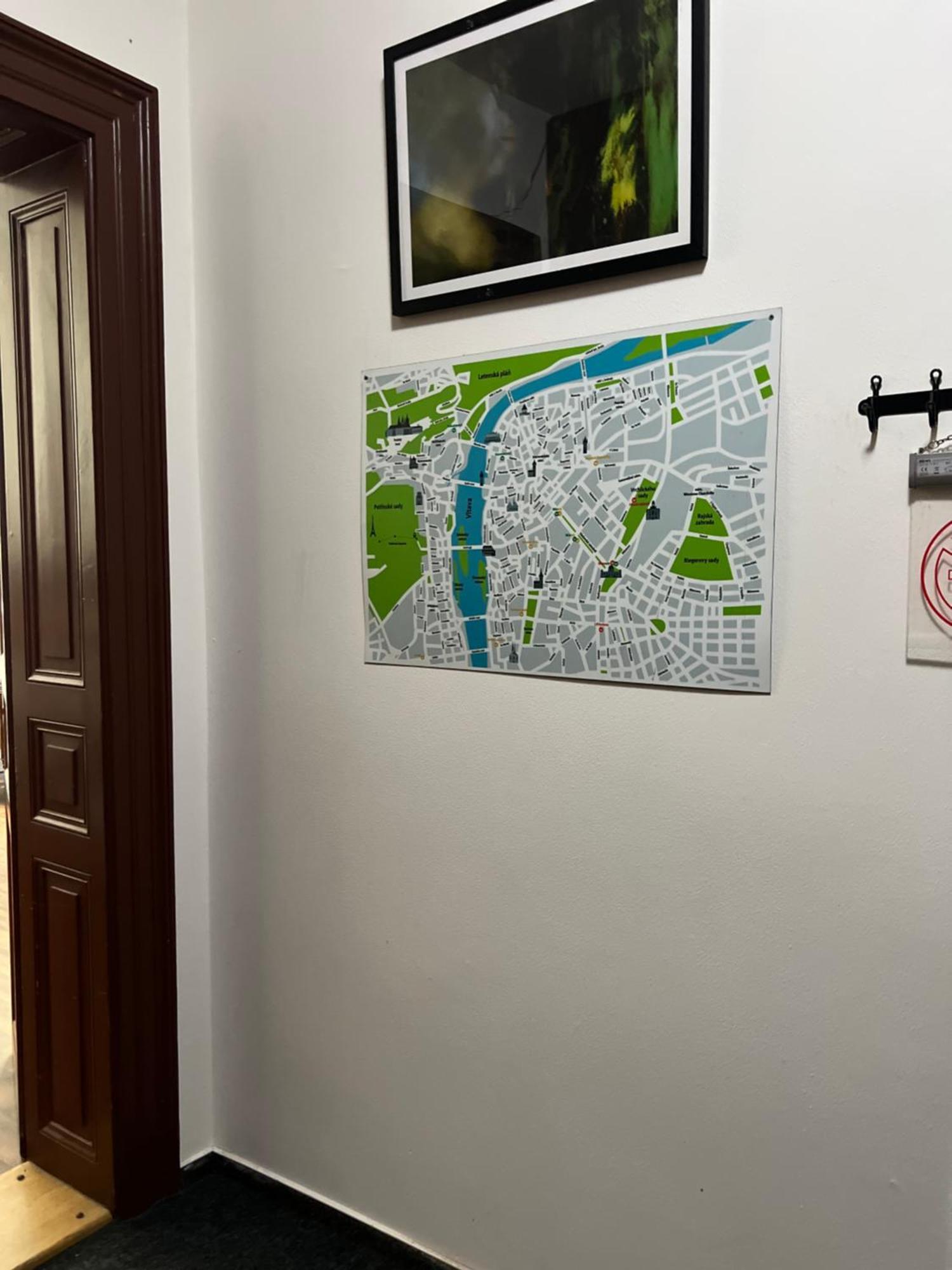 Apartment Moon Praha Bagian luar foto