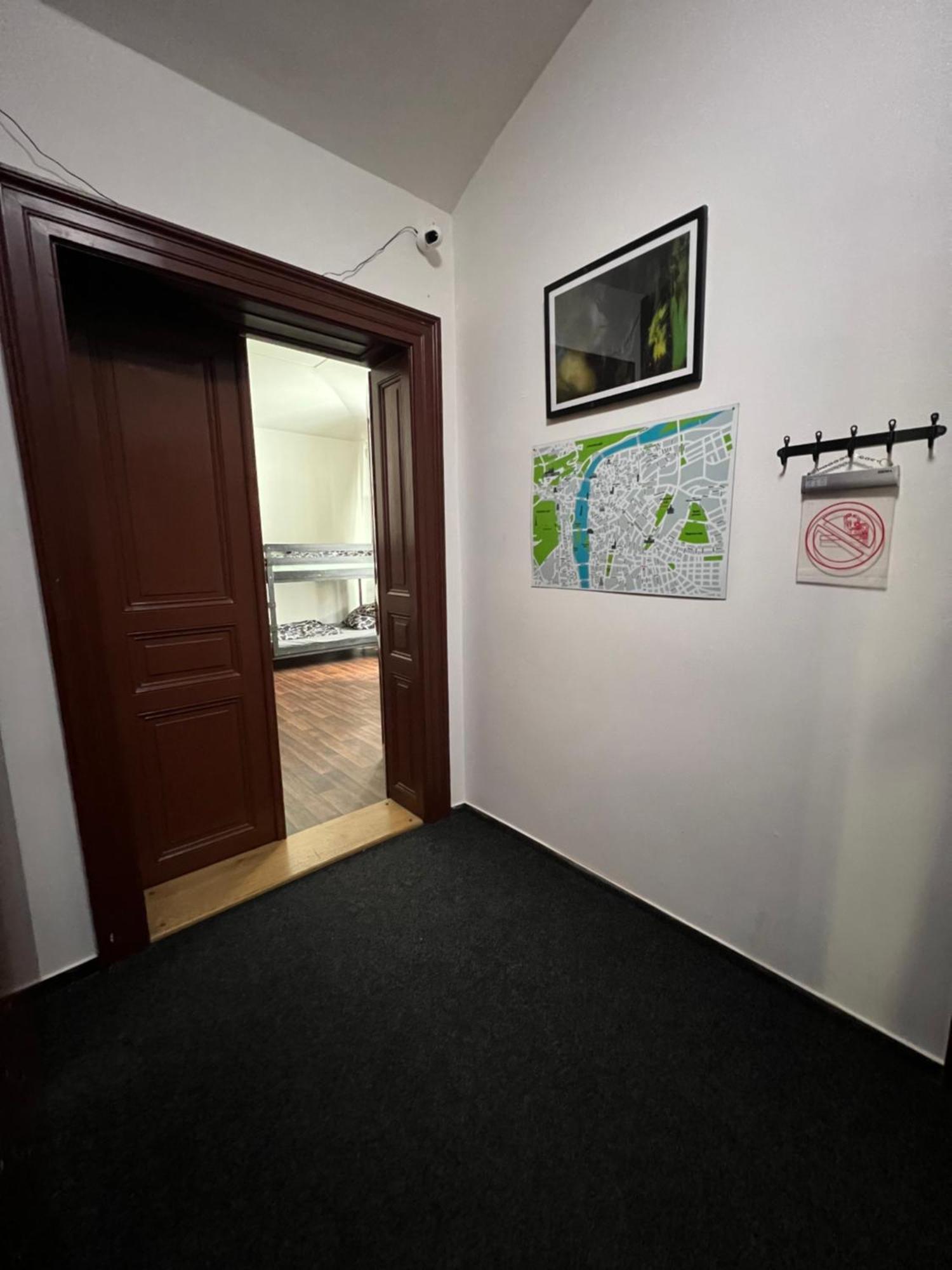 Apartment Moon Praha Bagian luar foto